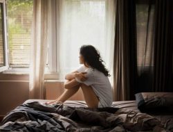 Feeling Lonely dalam Hubungan: Apa Penyebabnya dan Bagaimana Mengatasinya